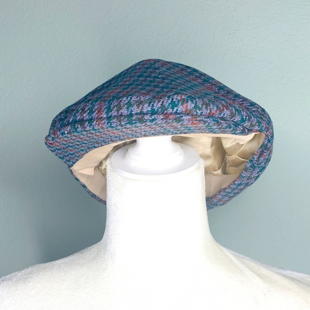 W. Bill Scotland cashmere houndstooth cap